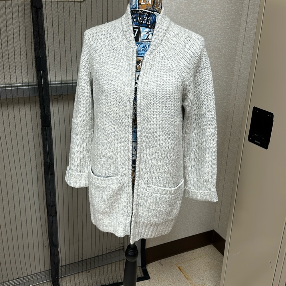 Zippered sweater